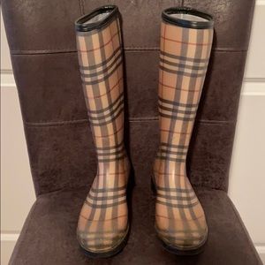 Tall Burberry women boots